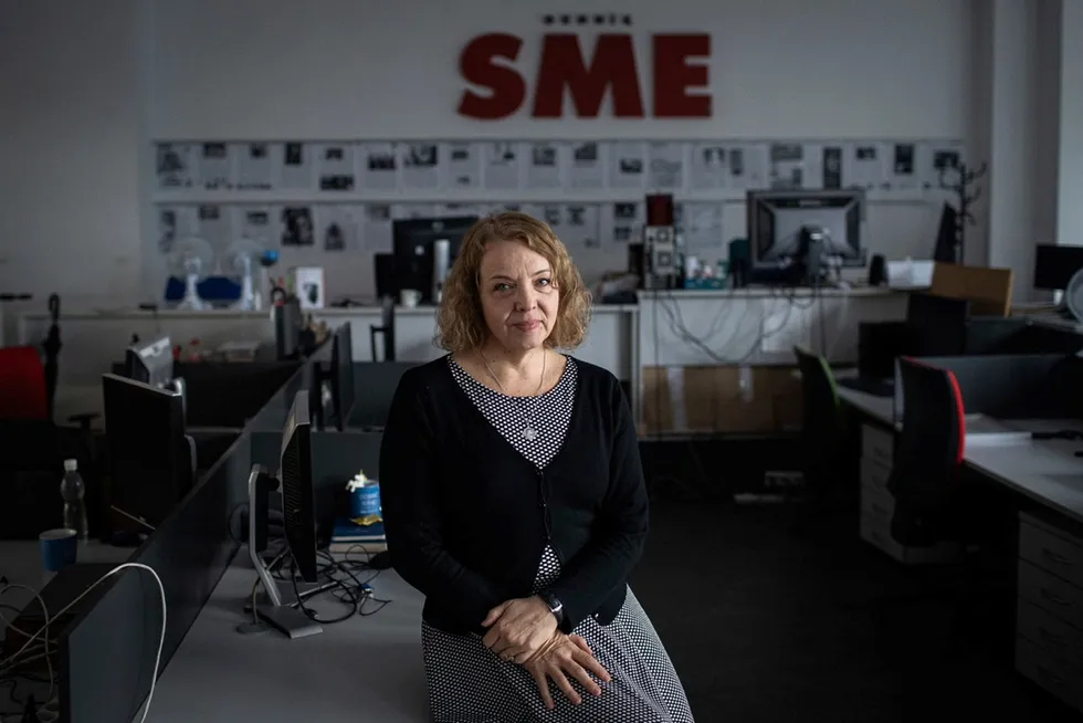 En giftig eier, sier sjefredaktør Beata Balogová (bildet). Hun leder SME, et av Slovakias toneangivende nyhetsmedier, som i flere år hadde en oligarkkontrollert eier.