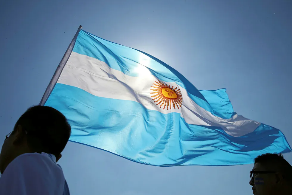 Flagging return: to seismic survey off Argentina