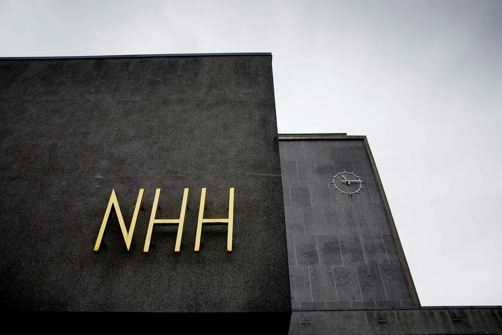 NHH i Bergen havner bak BI på Financial Times' prestisjetunge rangering.