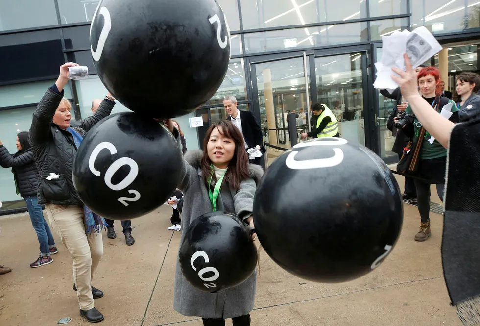 Det ble enighet på klimatoppmøtet i Bonn, på overtid. Foto: WOLFGANG RATTAY/Reuters/NTB scanpix