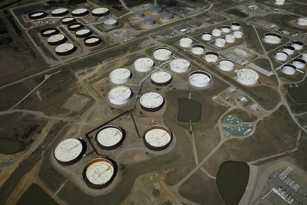 Cushing, Oklahoma: Crude stockpiles unexpectedly rose