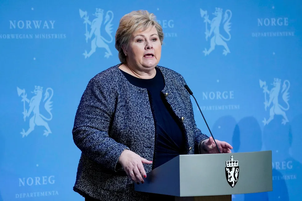 Statsminister Erna Solberg på regjeringens faste pressekonferanse om koronasituasjonen, der tema blant annet er ferie og fritidsreiser.