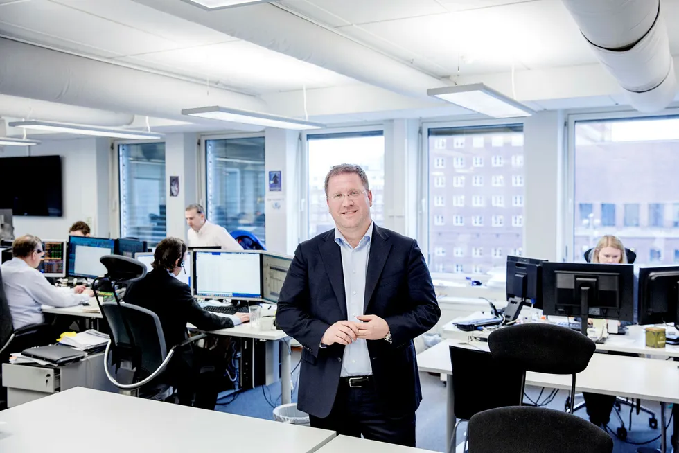 Administrerende direktør i Sparebank 1 Markets, Stein Husby, tar snart imot nye kolleger. Andre går. Foto: Fredrik Bjerknes