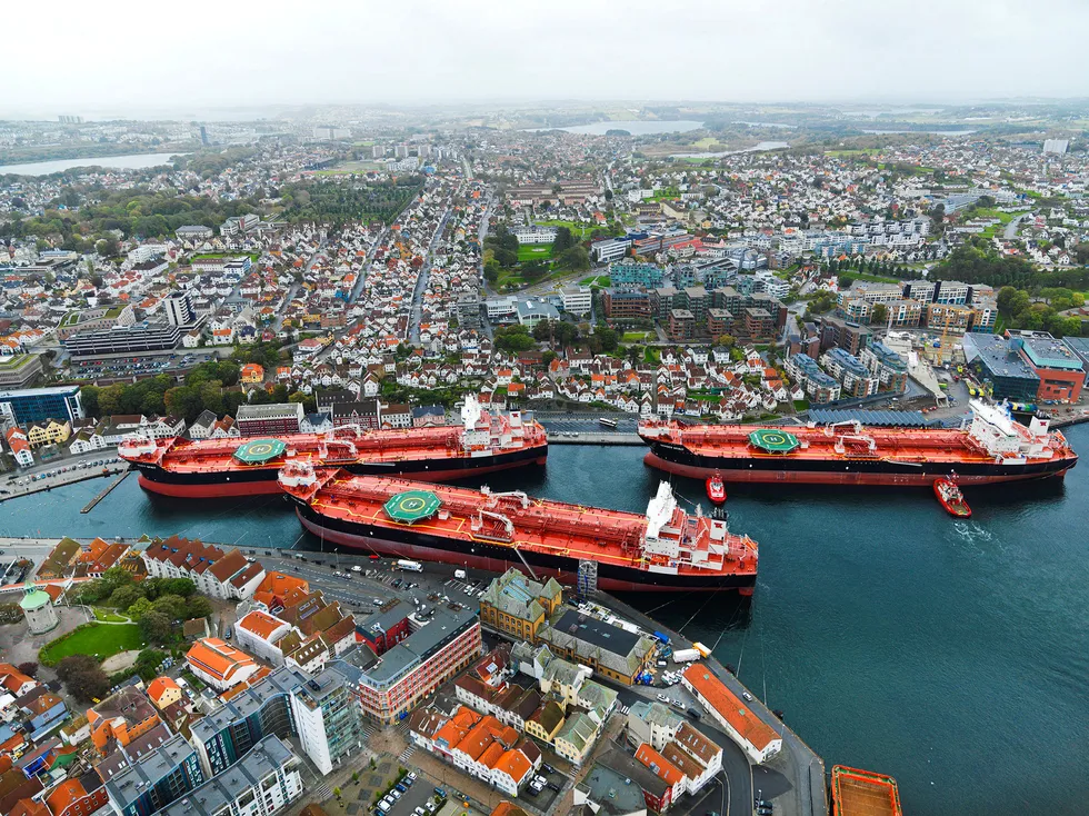 Tre av Teekays tankership «Scott Spirit», «Peary Spirit» og «Nansen Spirit» var samlet i Stavanger havn i 2015. Nå skal selskapet bygge en ny generasjon mer miljøvennlige skip og søker finansiering til dette.