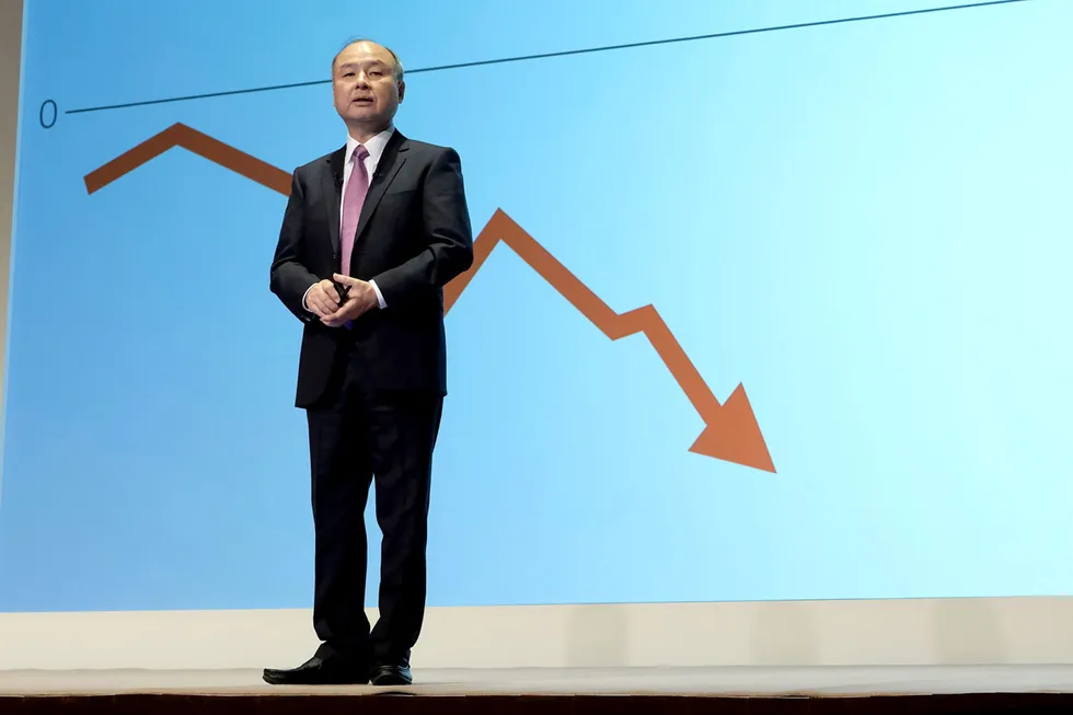 SoftBank-sjef Masayoshi Son er største aksjonær i Autostore med 38 prosent av aksjene. Men Softbank taper masse penger og rollen som ankerinvestor er under press.