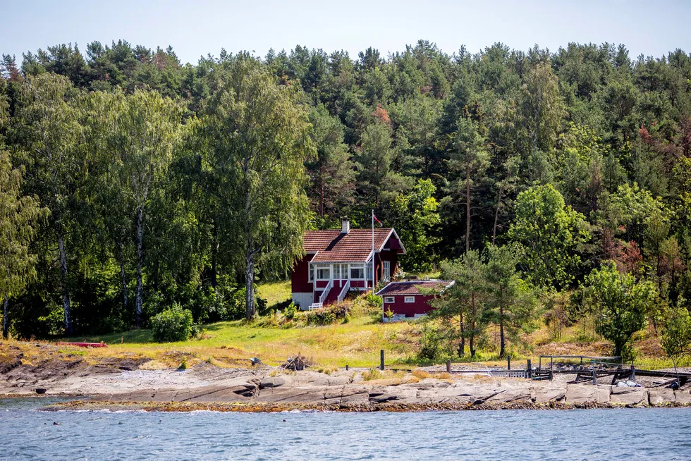 Lindøya-eiendommen med drøyt 50 meter strandlinje kan true tidligere prisrekorder, tror eiendomsmegler Marius Berger.