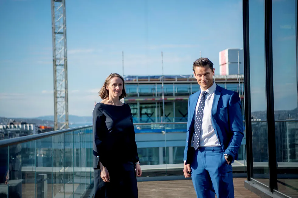 Advokat Hanne Zimmer og partner Geir Sviggum i Wikborg Rein overvåker brexit både fra Oslo og London.