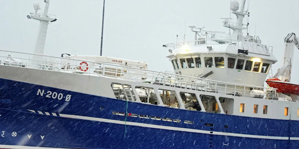 DØDSULYKKE: En fisker i 40-årene mistet mandag livet i en arbeidsulykke om bord kystfiskebåten «Leander».