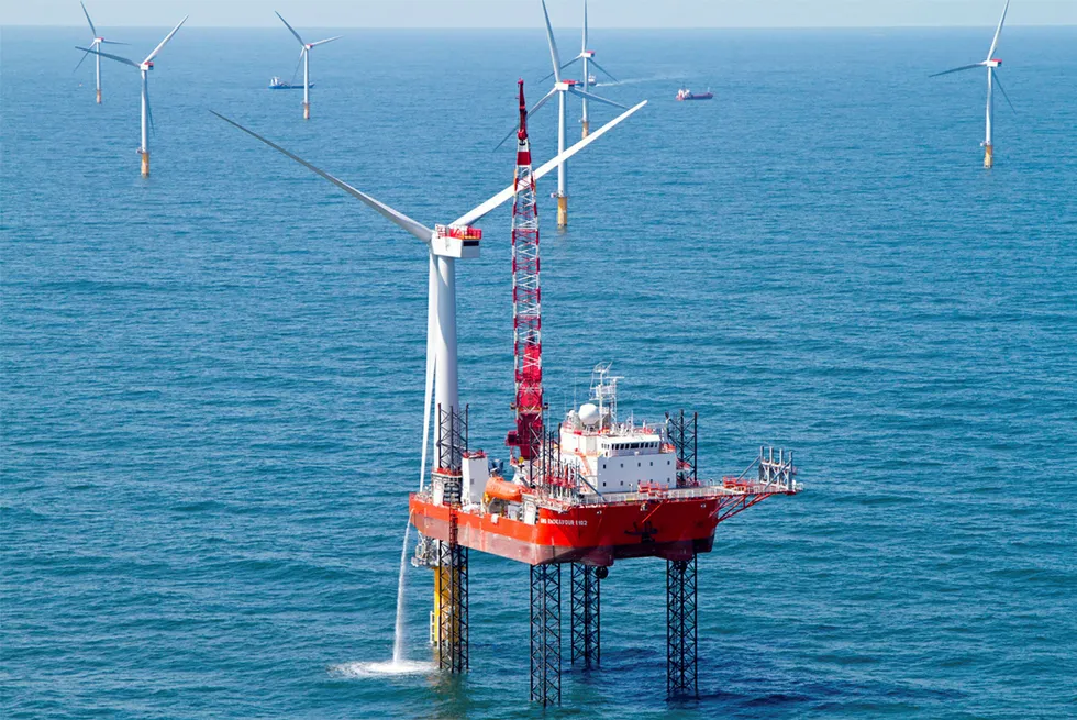 Oil and gas and wind farm support: GMS