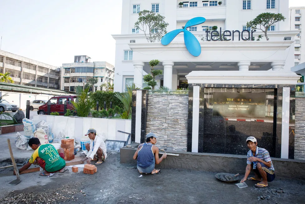 Telenors virksomhet i Myanmar ble solgt til libanesiske M1 Group etter militærkuppet tidligere i år.