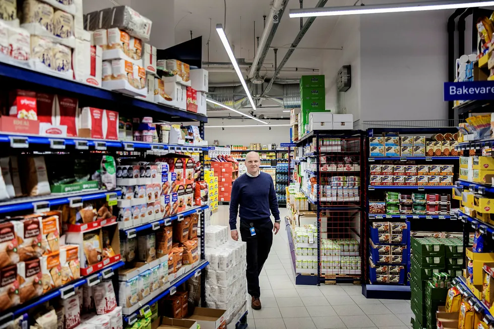 Jan Frode Johansen, direktør for Rema Franchise Norge as, har sagt opp sin stilling. Her fotografert i Rema-butikken på Ensjø ved en tidligere anledning.