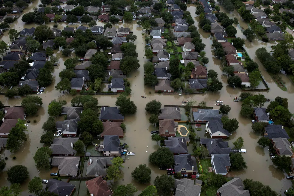 Flommen etter uværet Harvey oversvømte hele bydeler i Houston. Foto: Adrees Latif/Reuters/NTB scanpix