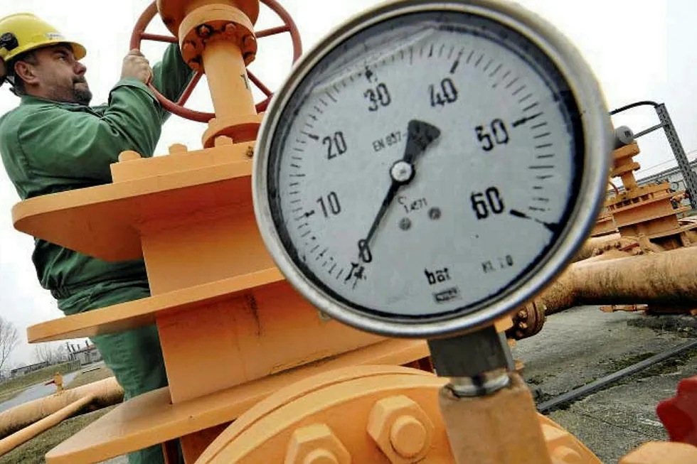 Pressure still on: for oil price