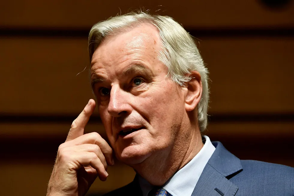 En brexit-avtale er «vanskelig, men mulig denne uken», sa EUs sjefforhandler Michel Barnier i Luxembourg tirsdag.