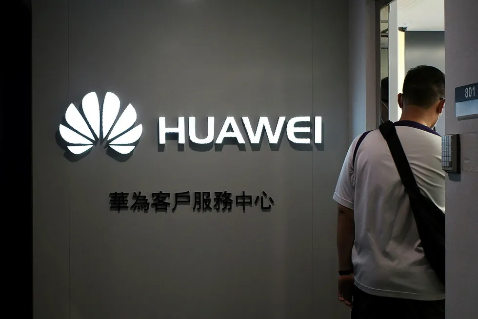 Huawei melder om kraftig økt omsetning i første kvartal, til tross for juridiske og politiske utfordringer i flere land.