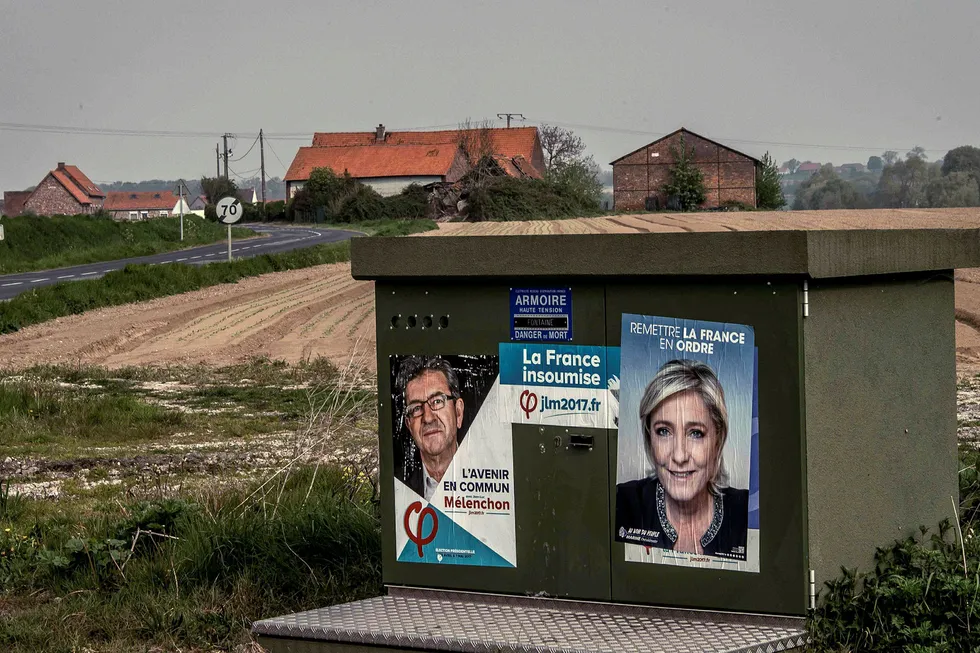 Søndag avholdes første runde i det franske presidentvalget, der samtlige fire ledende kandidater har en oppslutning innenfor feilmarginen til de andre. Foto: PHILIPPE HUGUEN/AFP/NTB scanpix