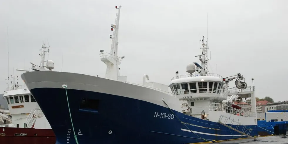 Gode priser på pelagisk fisk i fjor er medvirkende til resultatbedringen for ringnotrederiet Ketlin AS. Her «Ketlin» til kai i Bergen. Arkivfoto: Ole Erik Klokeide