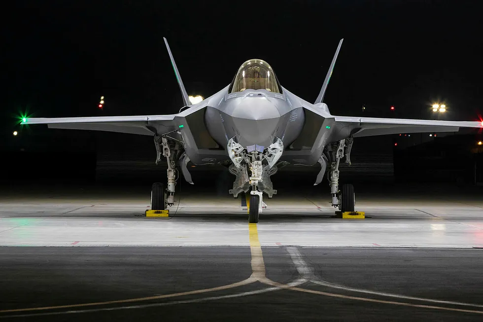 Drivstoffet skal blant annet brukes i norske F-35-fly, her fotografert før avreise fra Forth Worth, Texas. Foto: Lockheed Martin / Forsvaret