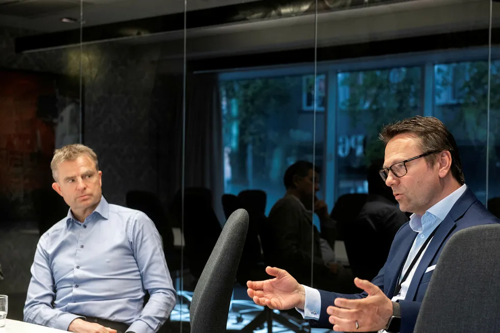 Investeringssjef Alexander Miller (til venstre) og administrerende direktør Bjørn Slåtto i Eika Kapitalforvaltning.