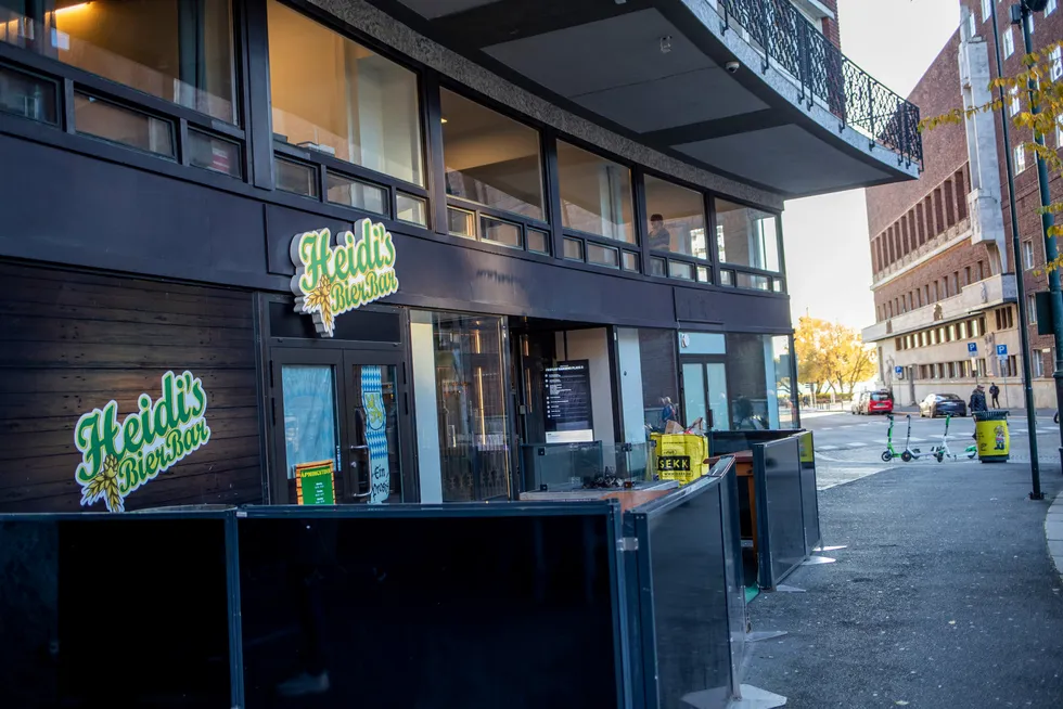 Heidis Bier Bar, ligger på Fridtjof nansens plass i Oslo, og er et populært utested i hovedstaden.