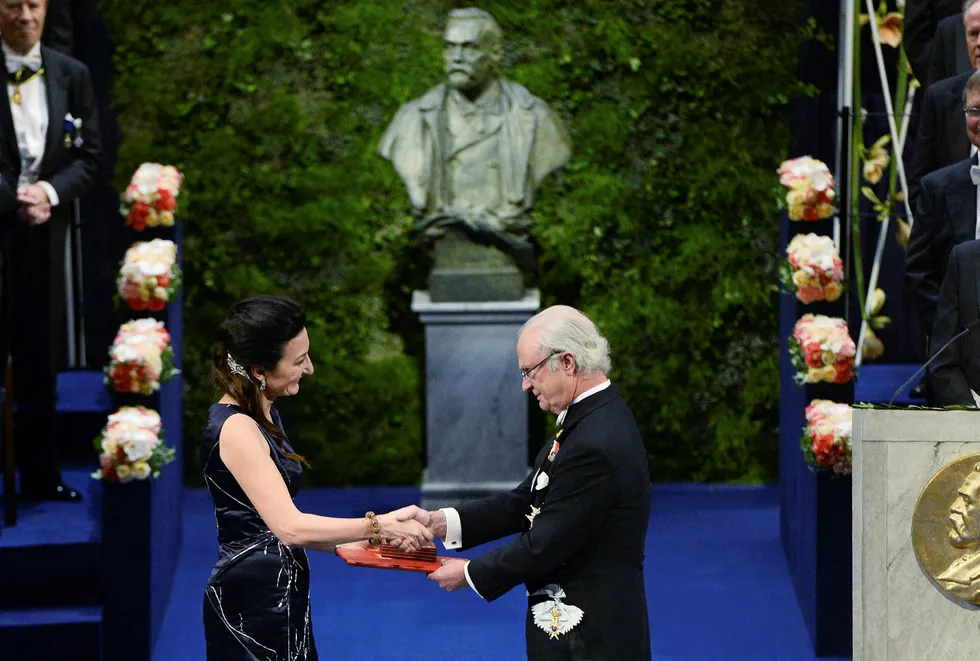 I 2014 overrakte kong Carl XVI Gustaf Nobelprisen i medisin til May-Britt Moser (bildet), Edvard Moser og britisk-amerikanske John O’Keefe. Foto: Jonathan Nackstrand/Afp/NTB Scanpix