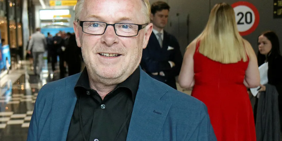 ØNSKER COMEBACK: Per Sandberg på Frps landsmøte i mai.