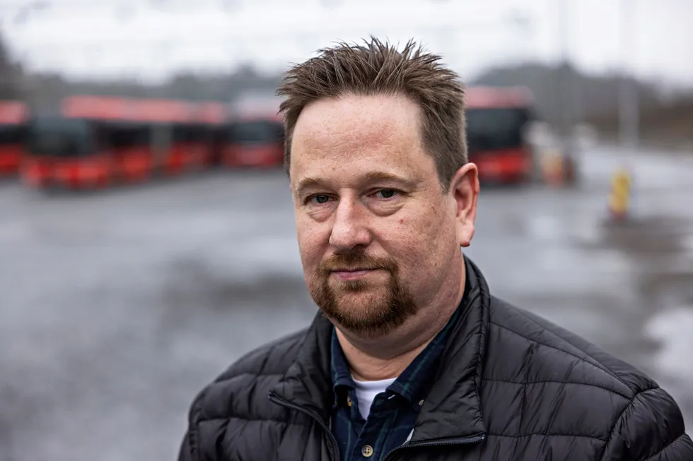 – Det er ekstremt stressende å kjøre buss i Oslo, sier Per Ole Melgård – leder av Fellesforbundet Avd. 056 – Oslo og Omegn Bussarbeiderforening