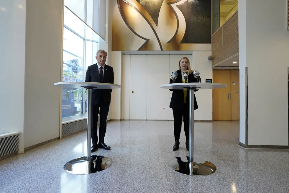 Olje- og energiminister Tina Bru møtte pressen sammen med styreleder Jon Erik Reinhardsen etter eiermøte mandag ettermiddag.