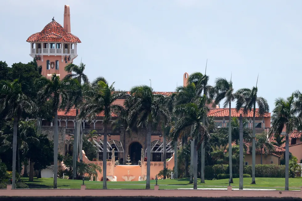 Donald Trumps eiendom Mar-a-Lago i Florida er blitt ransaket av FBI.