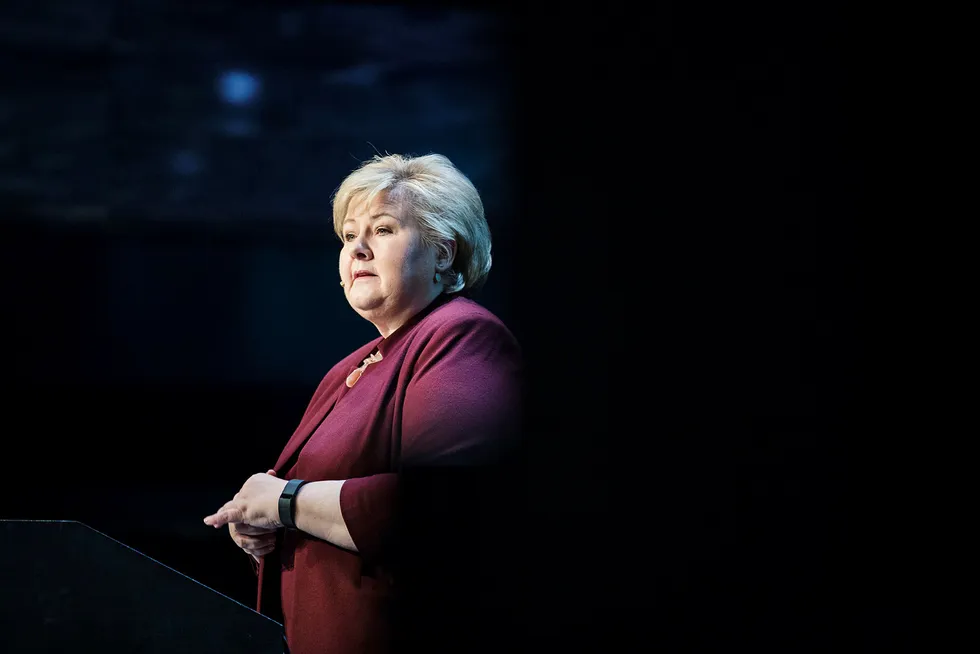 - Vi trenger sunne hav og nyskapende teknologi, sa statsminister Erna Solberg da hun åpnet Arctic Frontiers-konferansen mandag. Dette bilde er fra en tidligere anledning. Foto: Per Thrana