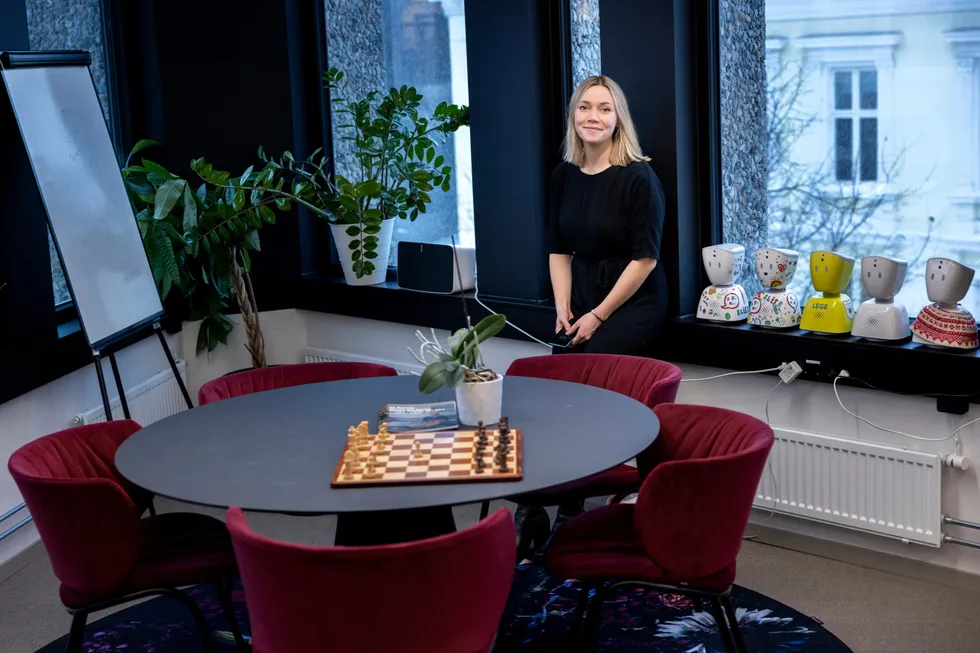 Fra Oslo kontorlokalene i Oslo sentrum styrer Karen Dolva No Isolation. Selskapet er noe så sjeldent som et norsk teknologiselskap med flertall av kvinner i styret.