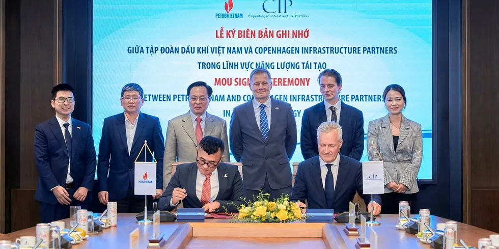 CIP and PetroVietnam inked the deal at a signing ceremony on Thursday.