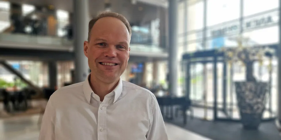 Andreas Thorud melder overgang fra Sjømatrådet (som Kina-utsending) til selskapet Nordic Aqua Partners. Avbildet i Bergen i mai 2023.