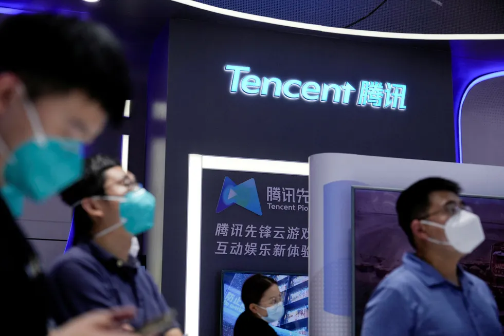 Tencent og Alibaba har lagt bak seg to marerittlignende år med en kollaps i aksjekursene. Nå forsøker selskapene å ta opp konkurransen med Tiktok-eier Bytedance.