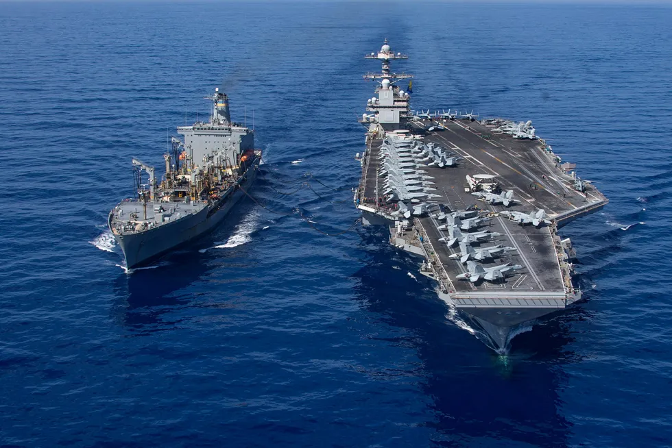 Verdens største krigsskip, USS Gerald Ford, er i farvannet utenfor Israel.
