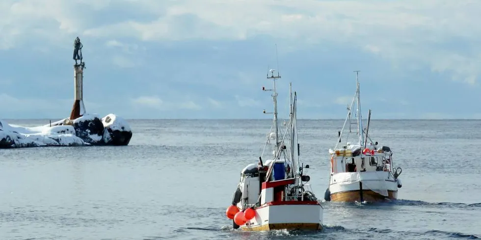 STRENGERE KONTROLL i 2019? Åpen gruppe-båter på vei ut fra Svolvær i påsken 2018.Foto: Jon Eirik Olsen