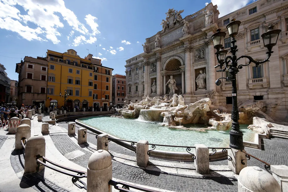 Hva heter denne berømte fontenen i Roma?