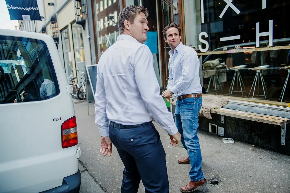Norges Uber-sjef Carl Edvard Endresen (til venstre) sammen med kommunikasjonssjefen i Storbritannia, Irland og Norden, Harry Porter. Foto: Hampus Lundgren