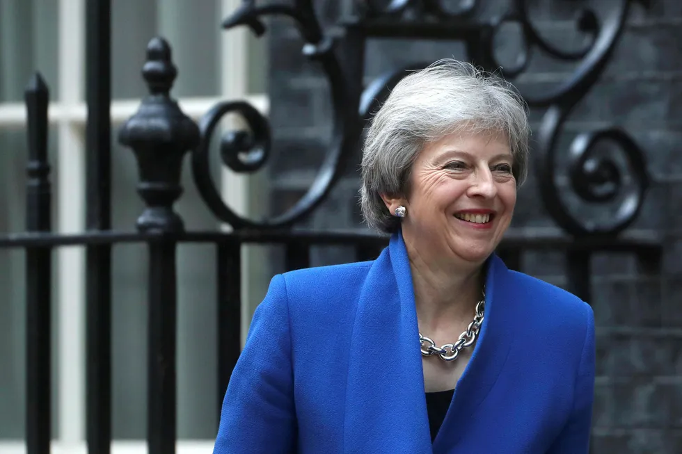 Det britiske parlamentet kommer mest sannsynlig til å forkaste enhver avtale statsminister Theresa May greier å forhandle frem med de europeiske lederne, skriver artikkelforfatteren.