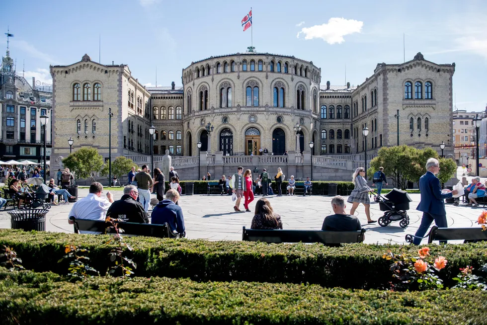 Stortinget er Norges nasjonalforsamling på Eidsvolls plass i Oslo. Det består av 169 representanter valgt fra 19 valgdistrikter.