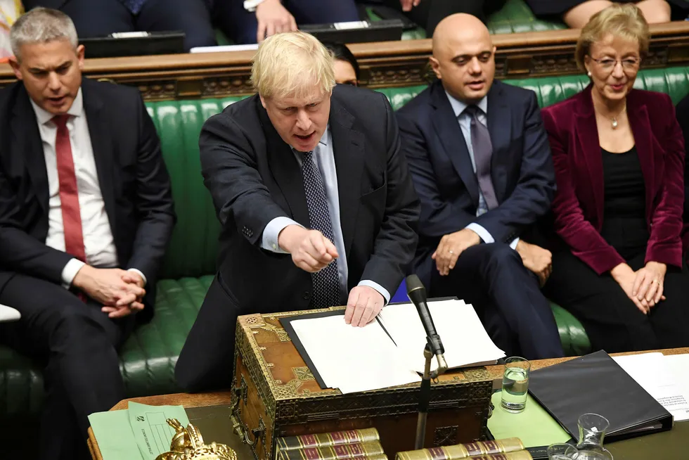 Boris Johnson før avstemningen i Parlamentet lørdag.