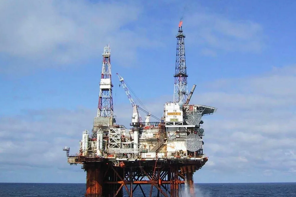 Lundin Petroleum fikk en omsetning på 464,6 millioner dollar i andre kvartal 2017 mot 209,7 millioner dollar i samme periode i fjor. Foto: HO/REUTERS/Petrofac/