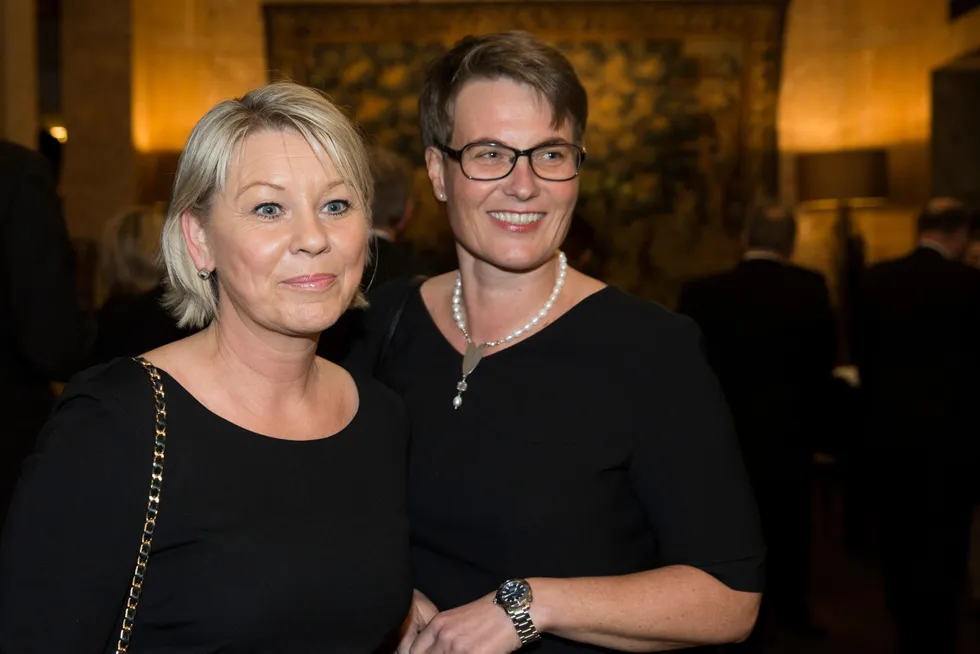 I 2014 var Monica Mæland og Tine Sundtoft statsråder i samme regjering, her på Grand Hotel etter sentralbanksjefens årstale. Senere var det Mæland som utnevnte Sundtoft til medlem av Karantenenemnda.