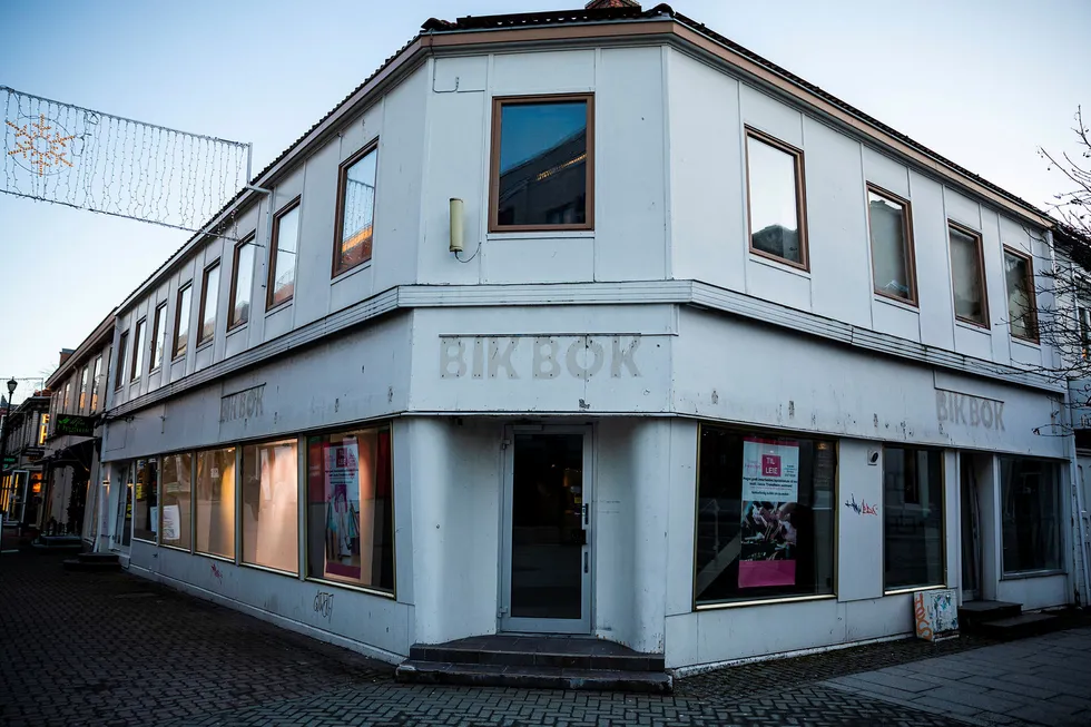 Slik så den nedlagte BikBok-butikken i Trondheim sentrum ut i januar. Varner-kjeden avviklet 55 butikker i fjor, ifølge ferske tall i Virkes klesrapport.