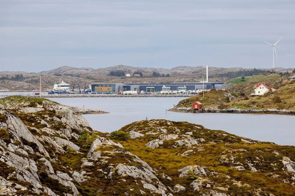 Salmars hovedkontor på Frøya