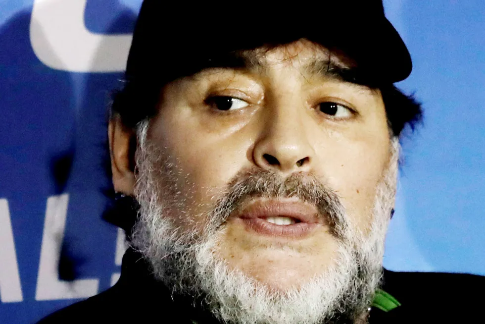 Argentinas største avis: Maradonas lege siktet for uaktsomt drap
