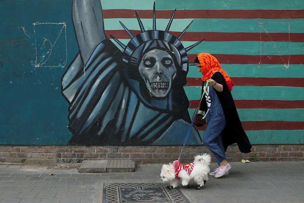 Forholdet mellom USA og Iran har tilspisset seg kraftig den siste uken. USAs planlagte sanksjoner fra november kan sende landet i en resesjon. Foto: Vahid Salemi