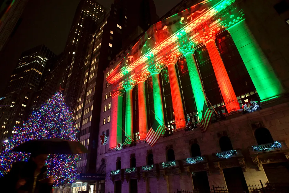 Juleastemning på børsen i New York til tross: både Dow Jones- og Nasdaq-indeksen har falt flere prosent de siste dagene.