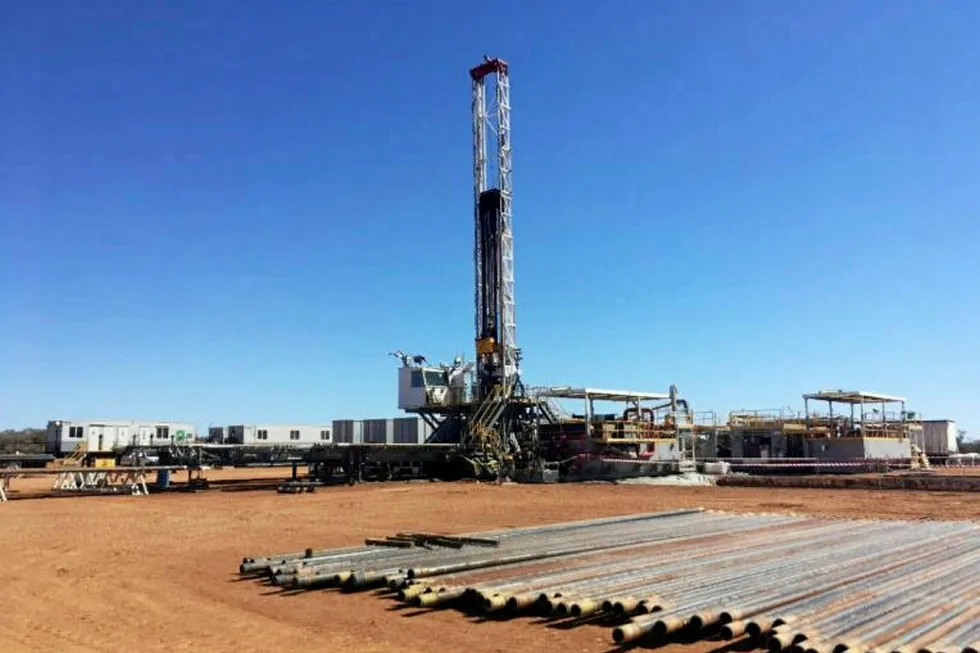 Cooper basin flows: a picture of the Tamarama-3 well during drilling operations