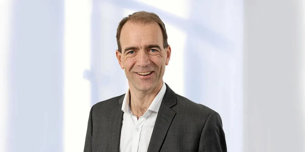 Økonomidirektør i Skagerak Energi, Øystein Disch Olsrød, er fornøyd med resultatet for første halvår 2023.